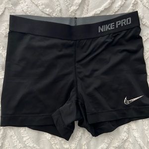 Nike pros used size Medium